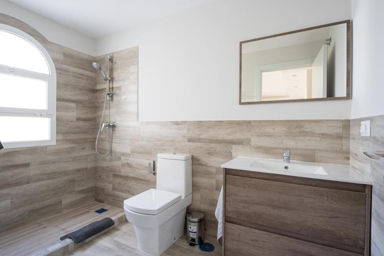 Malagasuite House Pool Фуeнхирола Екстериор снимка