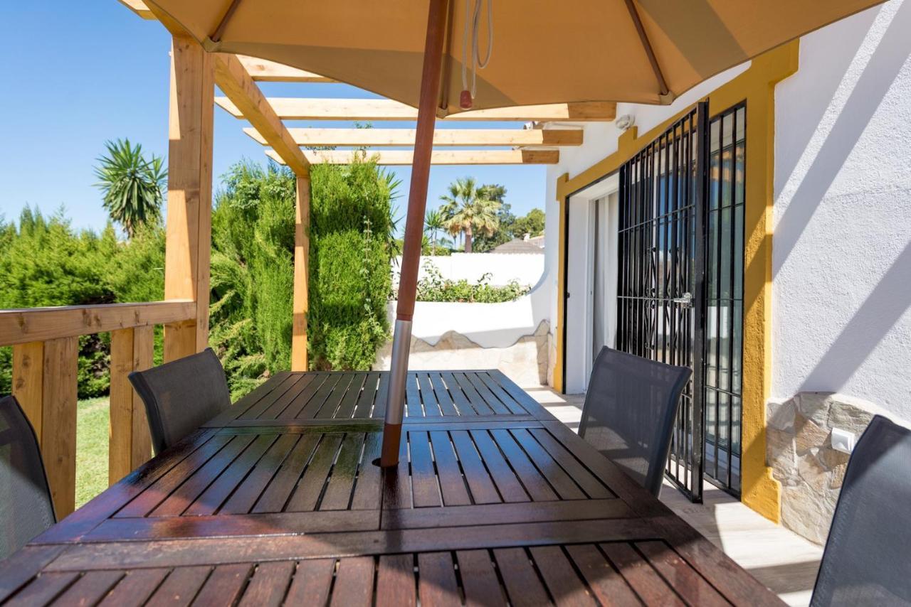 Malagasuite House Pool Фуeнхирола Екстериор снимка
